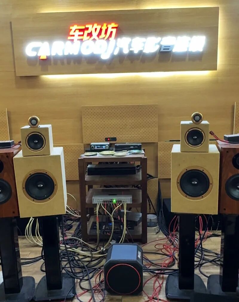 车改坊汽车音响改装 图片