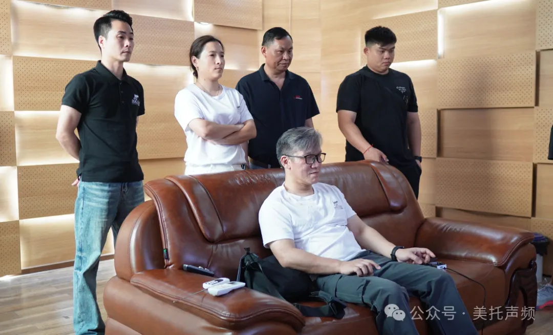 车改坊汽车音响改装 图片