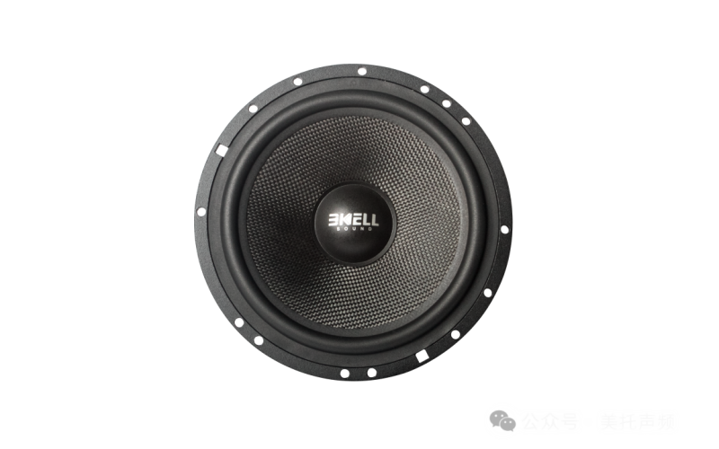 霸克LA6.2两分频套装：重塑车载音乐体验，细节与动态的完美融合