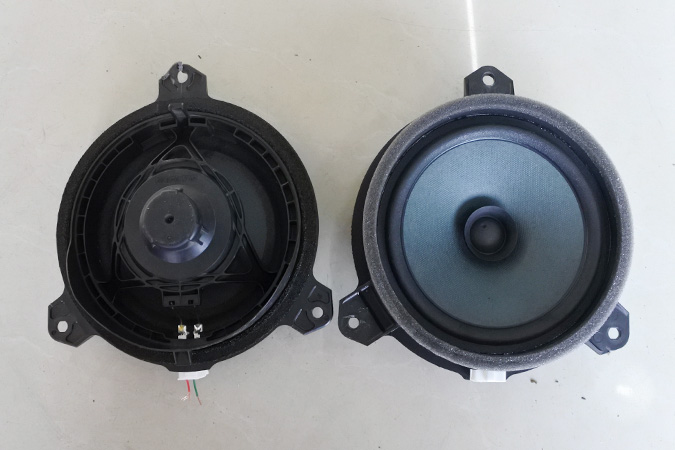 丰田致炫无损换装意大利TEC MY6K两分频套装喇叭+霸克CX650同轴喇叭