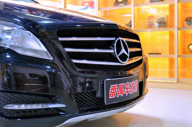 王者气度 车改坊（番禺店）奔驰R300改装Hybrid A